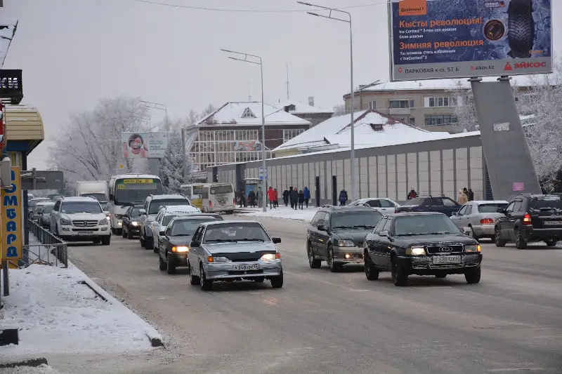 Petropavl kóshelerindegi baqylaý júıesi bıyl 1200-den astam zańsyzdyqty tirkedi