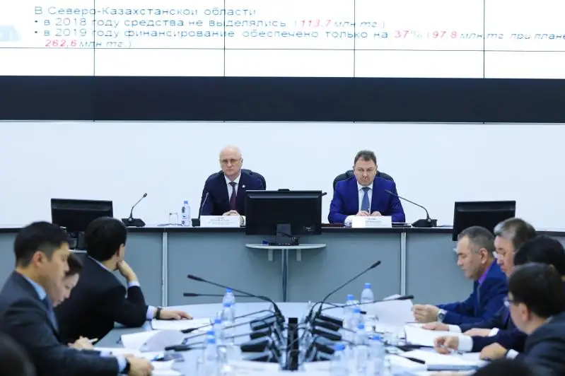 Vedomstvoaralyq memlekettik komıssııa sý tasqyny kezeńine daıyndyqty talqylady