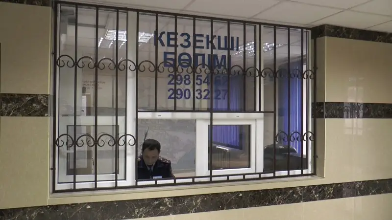 взятые в аренду машины