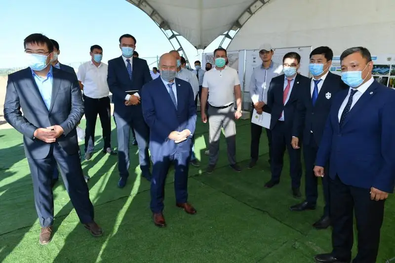 Túrkistan oblysynda tigin fabrıkasynyń alǵashqy qazyǵy qaǵyldy