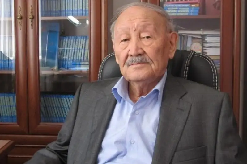 Mekemtas Myrzahmetov: Abaıdy mánine jetip ulyqtaýymyz kerek