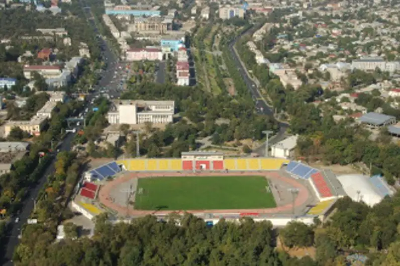 Tarazdaǵy ortalyq stadıonǵa Balýan Sholaqtyń esimi berilýi múmkin