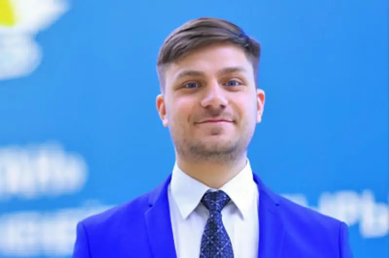 Birligimiz arqyly búgingi qıyndyqtan da sátti ótetinimiz anyq - Maksım Spotkaı