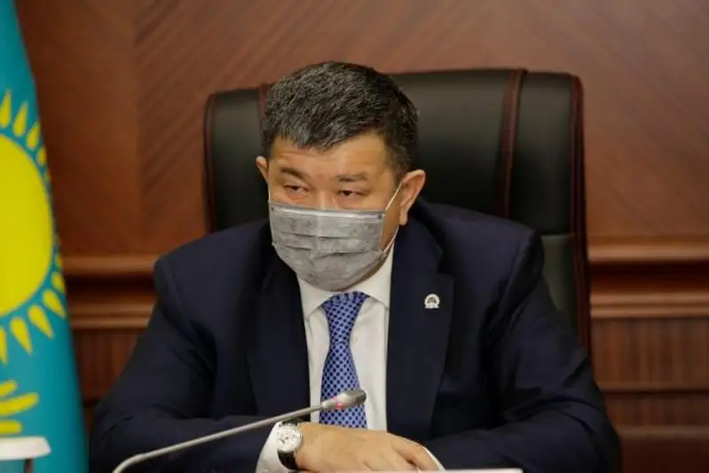 Mahambet Dosmuhambetov: Sybaılas jemqorlyqtyń tamyr jaıýyna jol bermeý kerek