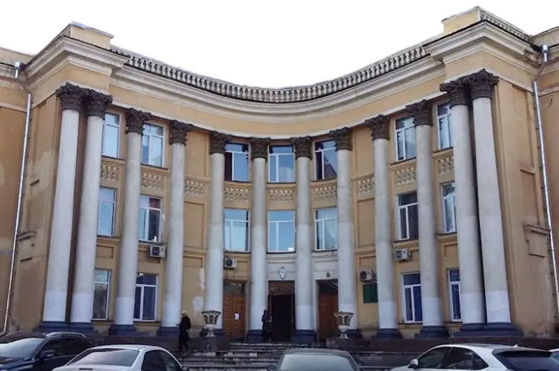 Bishkektegi oqıǵalar kezinde 75 adam aýrýhanaǵa jetkizildi – polıtsııa
