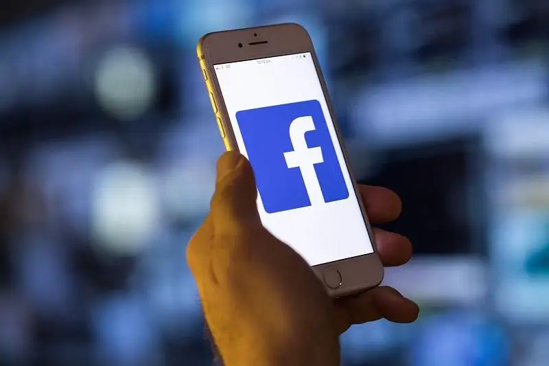 Facebook ókili jeli qoldanýshylaryn qaýipsizdik taktıkasyn barynsha saqtaýǵa úndedi