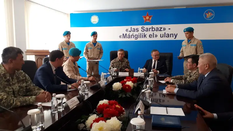 Qorǵanys mınıstri Aqtóbede patrıottyq saıabaq salýdy usyndy