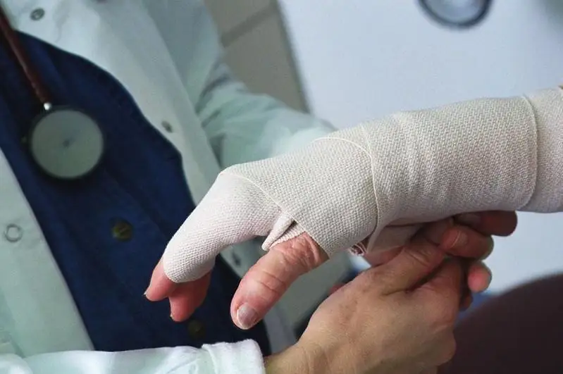 Semeıde 6 adam qatty aıazda úsip qaldy