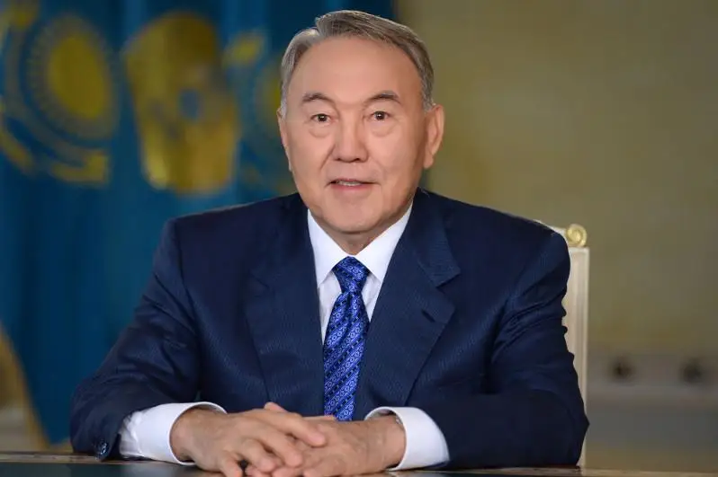 Elbasy «Nevada-Semeı» qozǵalysynyń mereıtoılyq medalimen marapattaldy