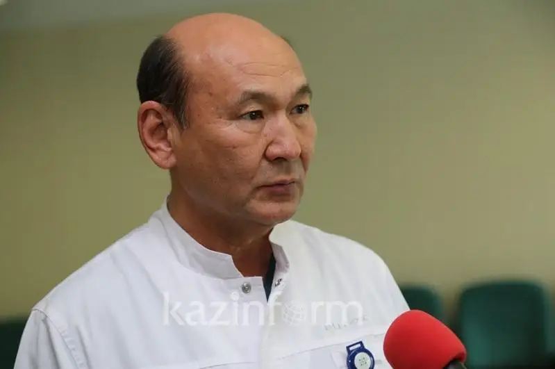 Serik Aqsholaqov: Qazir medıtsına aldyndaǵy maqsat – indetten shyǵý