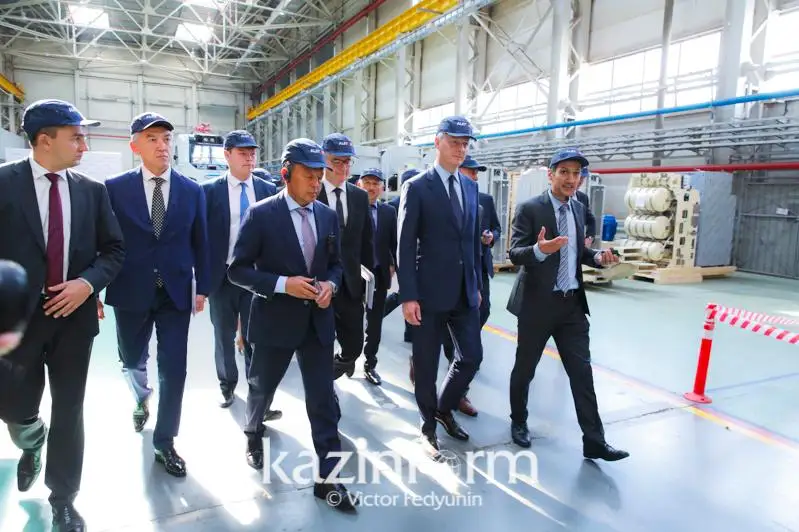 Frantsııanyń ekonomıka jáne qarjy mınıstri Qazaqstanǵa keldi