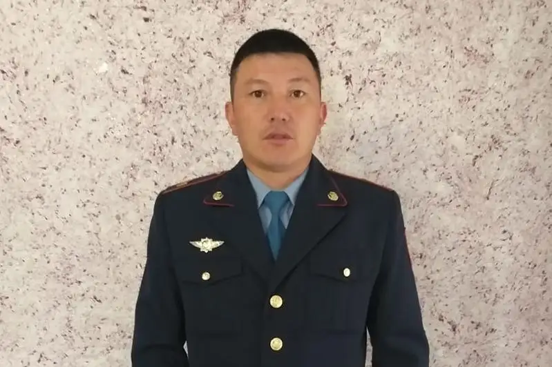 Rýslan Jıenbaev: Polıtsııaǵa keregi – adamgershilik, tózim, saýattylyq