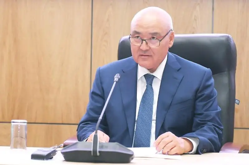 Ómirzaq Shókeevtiń qoǵamdyq qabyldaýyna 100-ge jýyq adam keldi