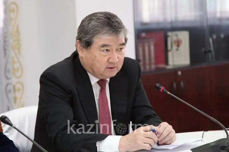Saýytbek Abdrahmanov: Prezıdent Abaı murasyn qazirgi jańǵyrý ıdeıasyna oraılastyra keltirdi