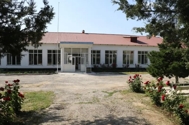 Túlkibasta úsh mektepte kúrdeli jóndeý jumystary júrgizilýde