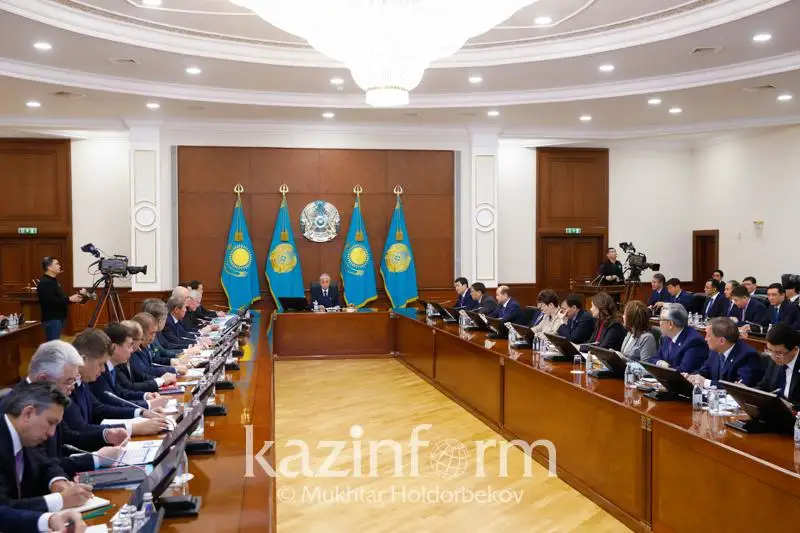 Qarjy naryǵyn retteý agenttigi búkil qarjy sektoryn keshendi saýyqtyrýdy qamtamasyz etýi qajet - Prezıdent