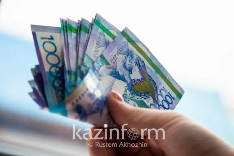 Pandemııa kezinde qolma-qol aqshany paıdalanýǵa bola ma: Ulttyq bank jaýaby