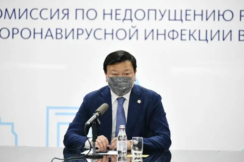 Densaýlyq saqtaý mınıstri karantındi saqtamaıtyndarǵa ýaqtyly shara qabyldaýdy usyndy