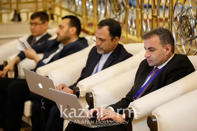 Sırııa bosqyndarynyń óz eline oralýyna kómek kórsetiledi - Astana protsesi