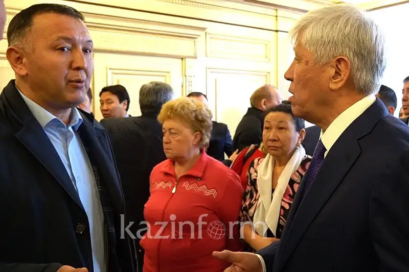 Amandyq Batalov halyqqa esebinen soń Taldyqorǵan ákiminiń orynbasaryn jumystan shyǵardy