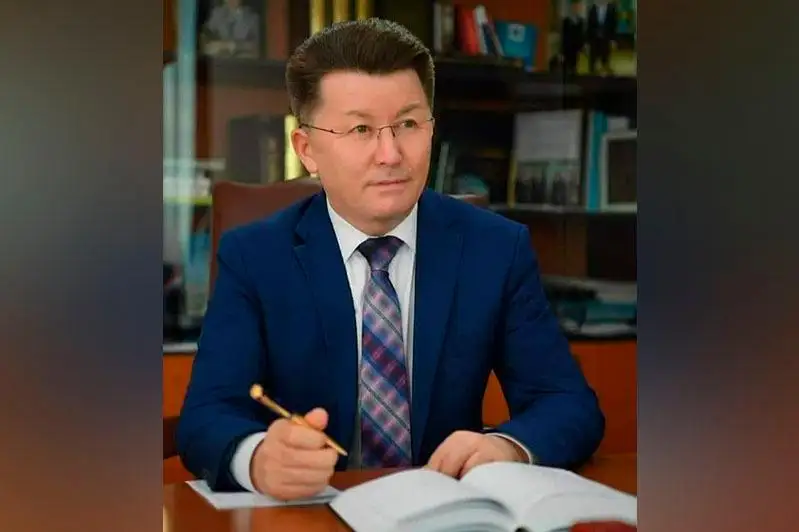 Latynǵa negizdelgen qazaq álipbıin jetildirýge búkil qoǵam atsalysýda - Ádilbek Qaba