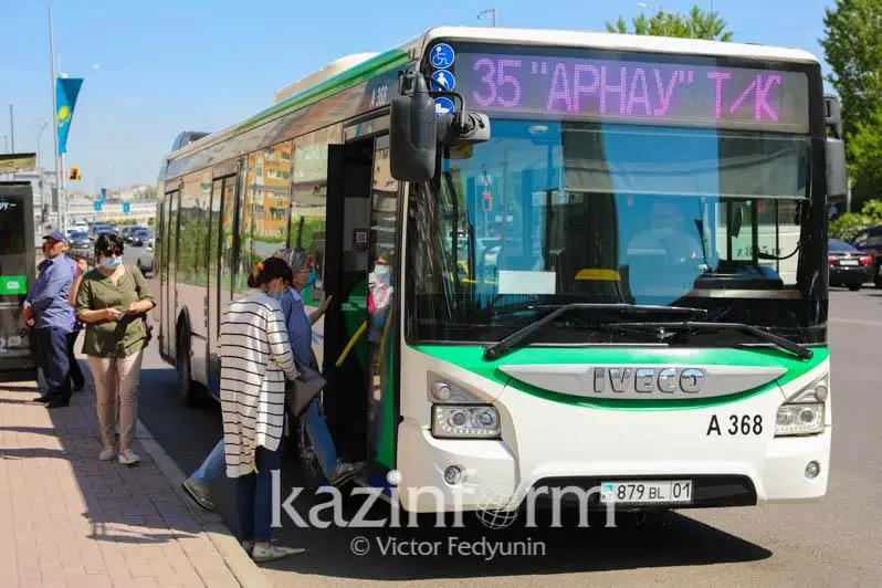 Elordadaǵy qoǵamdyq kólikter qalypty jumys rejımine kóshti