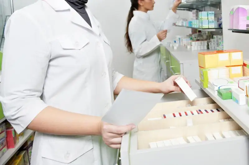Farmatsevtıka ınspektorlarynyń qyzmeti jetildiriledi