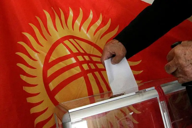 Bıyl kúzde Qyrǵyzstanda Parlament saılaýy ótedi