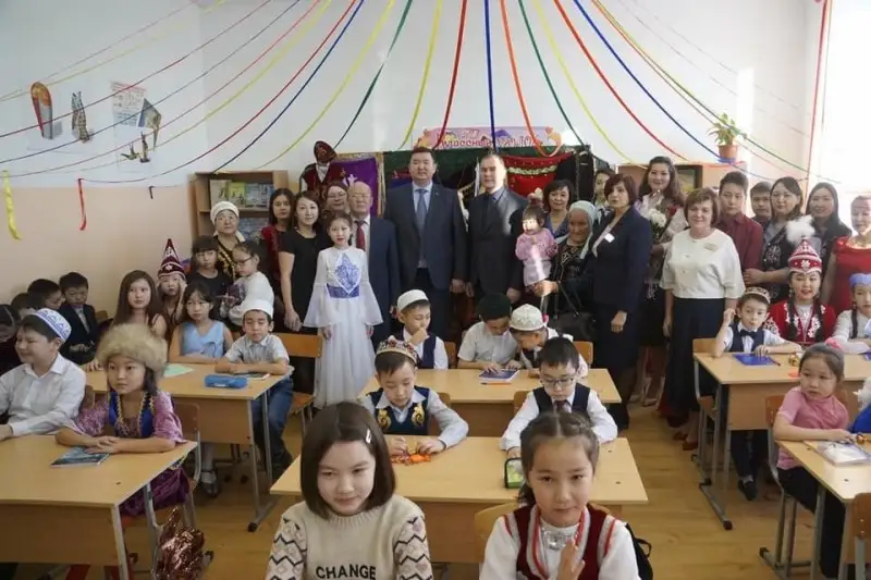 Reseıdiń Esil qalasynda Abaı atyndaǵy qazaq tili synyby ashylady