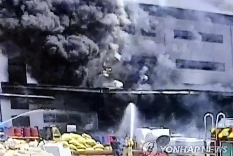 Ońtústik Koreıada qurylystaǵy órt qurbandarynyń sany 36-ǵa jetti