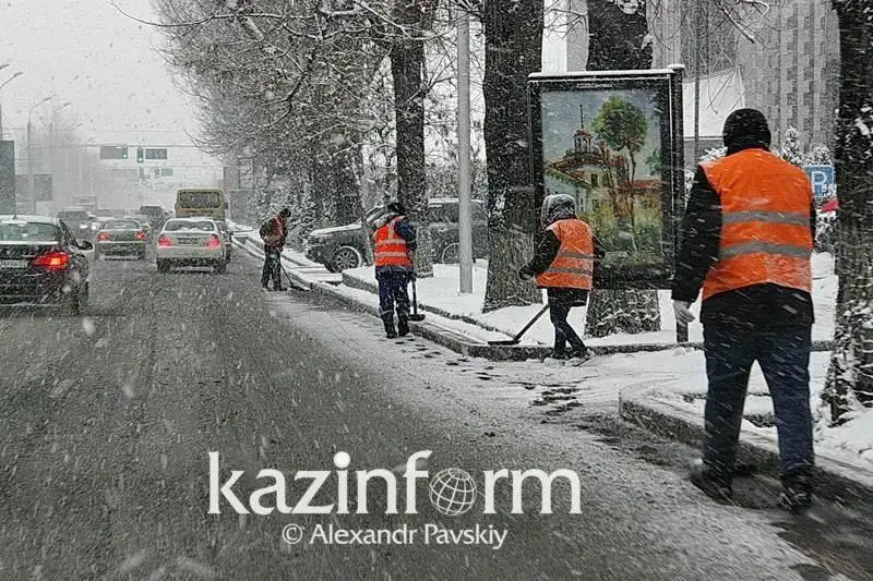 Almatyda qalanyń mobıldilik máseleleri qalaı sheshiledi