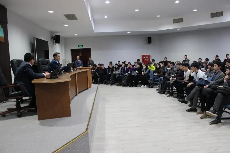 Túrkistanda ınnovatsııalyq jobalar baıqaýy ótip jatyr