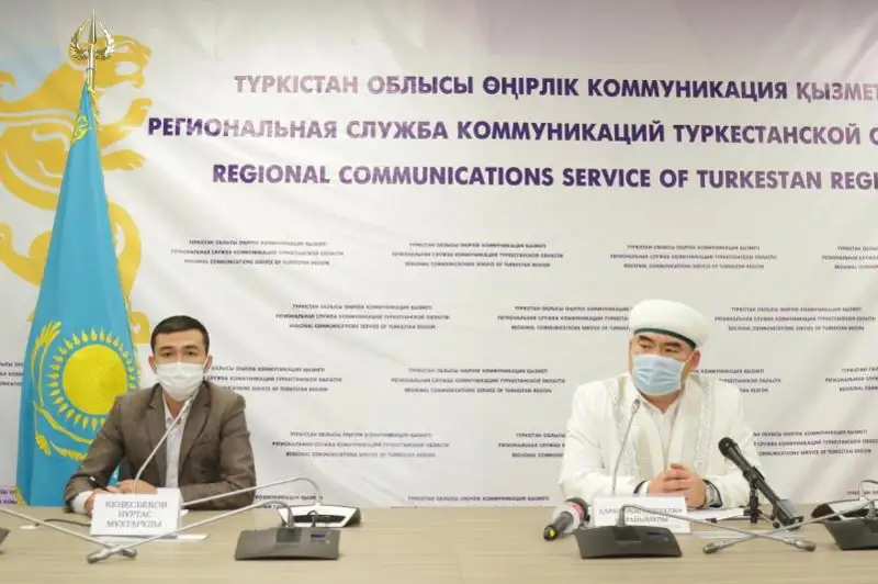 Túrkistan oblysy shalǵaı aýyldarynda jınalyp juma namazyn oqýǵa ruqsat berildi