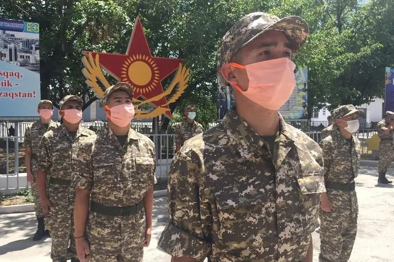 Elimizdiń ońtústiginde merzimdi áskerı qyzmetke shaqyrý ótkizilýde