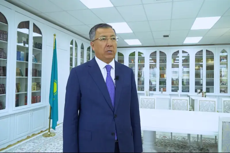 Janseıit Túımebaev #Abai175 estafetasyn jalǵastyrdy