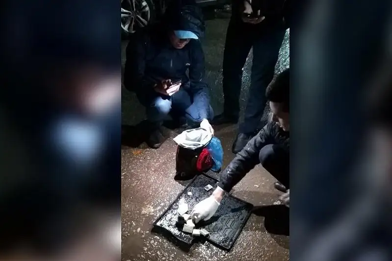 UQK ókilderi esirtki tasymalyn uıymdastyrýshyny ustady