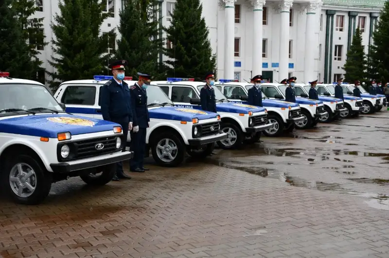 Astana kúni qarsańynda aqmolalyq polıtseıler qyzmettik kólikterge ıe boldy
