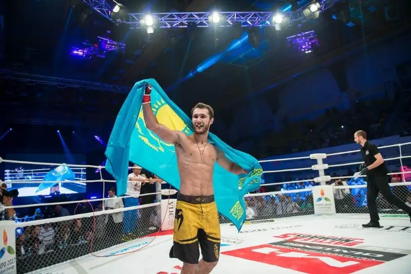 Qazaqstandyq Sergeı Morozov UFC týrnırindegi alǵashqy jekpe-jegin ótkizdi