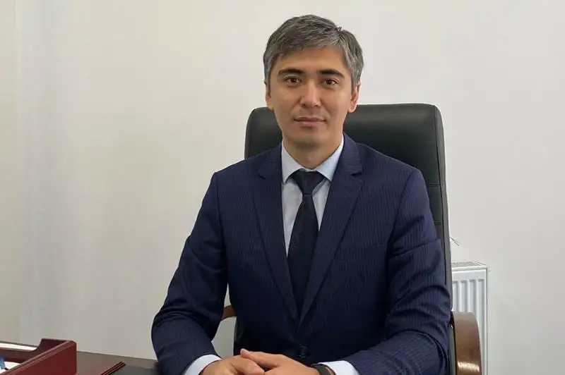 Adamdardyń 60%-da koronavırýsqa qarsy ımmýnıteti bolǵanda pandemııany toqtata alamyz - Damır Kóbjasarov