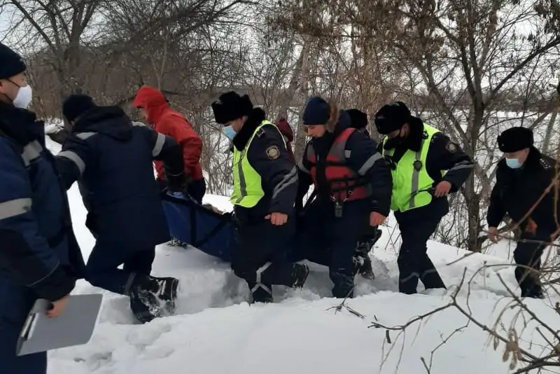 Ertiske batyp bara jatqan áıel qutqaryldy – Óskemen