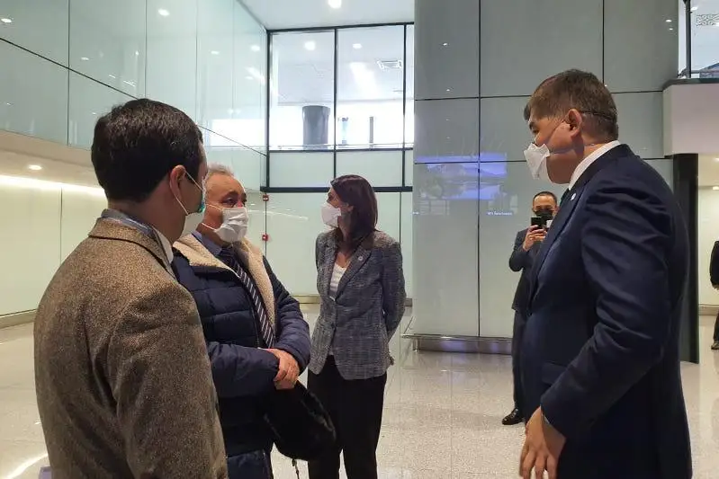 Eljan Birtanov Nazarbaev áýejaıyndaǵy sanıtarlyq bekettiń jumysymen tanysty