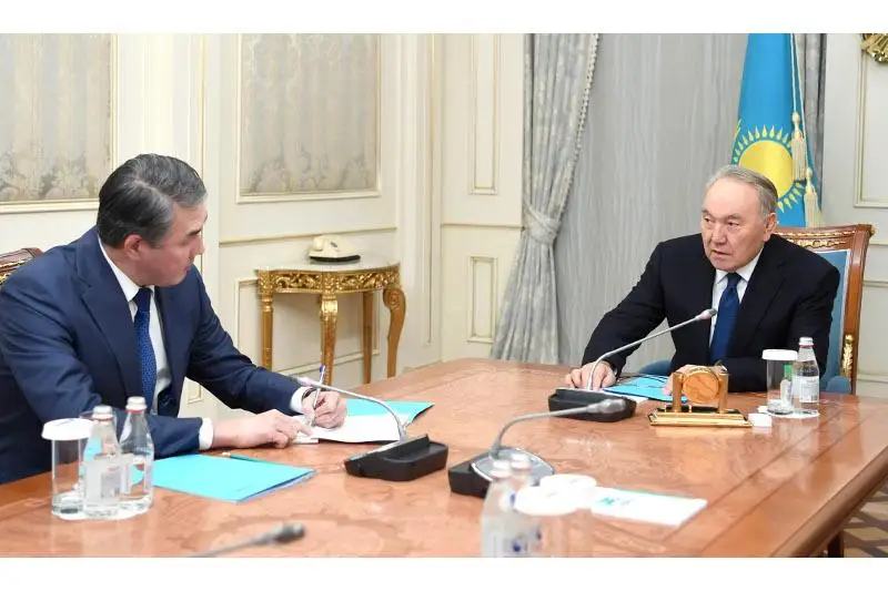 Nursultan Nazarbaev Áset Isekeshevti qabyldady