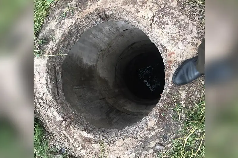 Ақмолада 3 жұмысшы кәріз құдығында метанолдан уланып, біреуі көз жұмды
