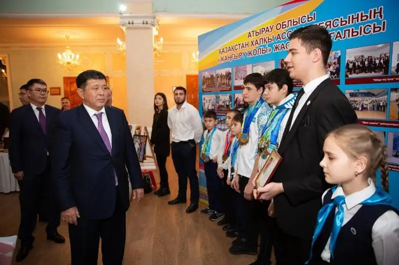 Махамбет Досмухамбетов: «Наши успехи – это результат труда всех членов Ассамблеи»