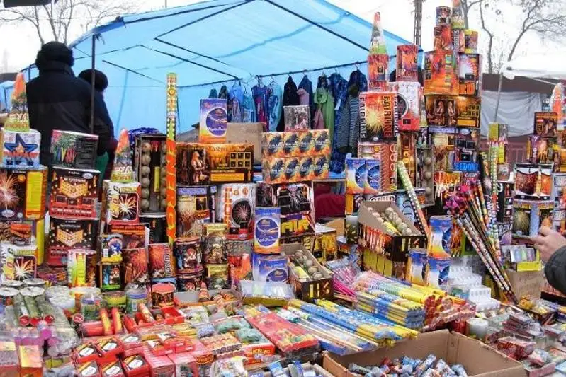 Рейды по выявлению незаконной торговли пиротехникой пройдут по рынкам Тараза