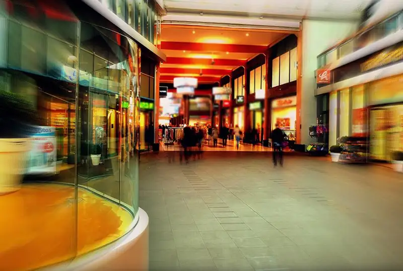 Пострадавший во время январских событий ТЦ в Алматы модернизируют