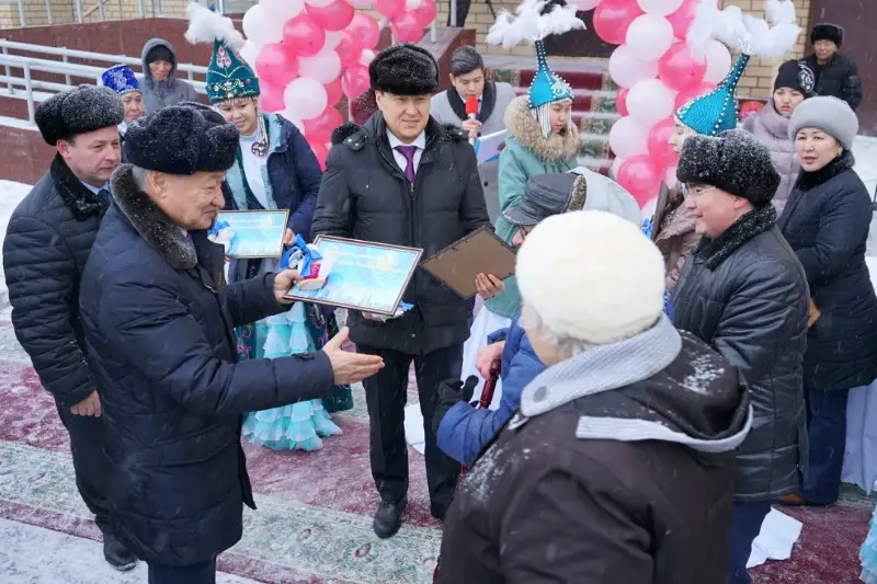 40 семей отпраздновали новоселье в Семее в преддверии Дня независимости