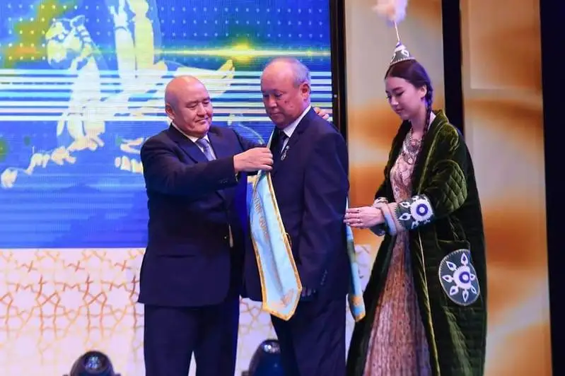 Государственные награды вручили туркестанцам