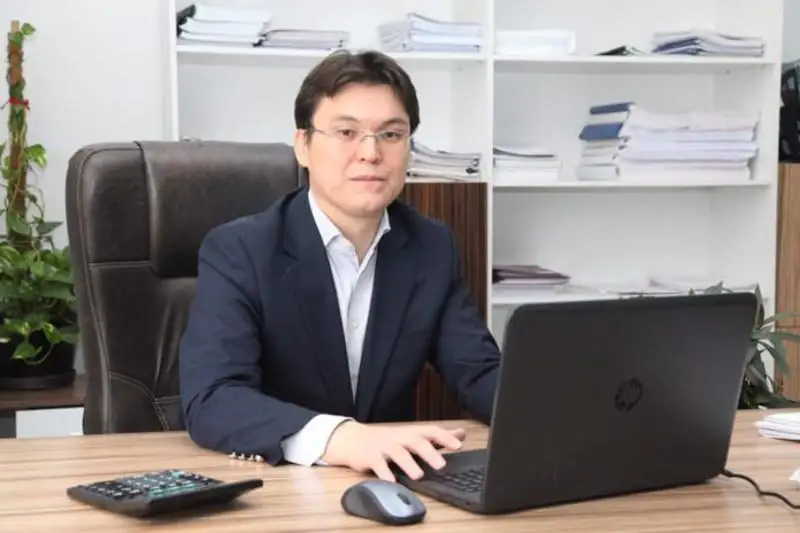 Общественность должна поддержать обозначенные в статье Президента посылы – Азаматхан Амиртаев