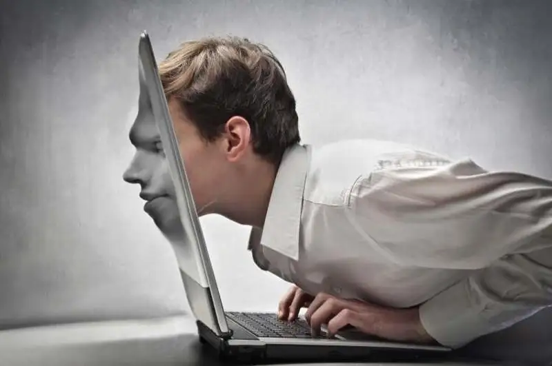 Сообщения о совращении отцом рассылал акмолинец, притворяясь подростком